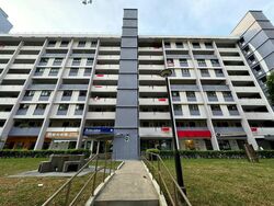 Bedok Town Centre (D16), Shop House #454864601